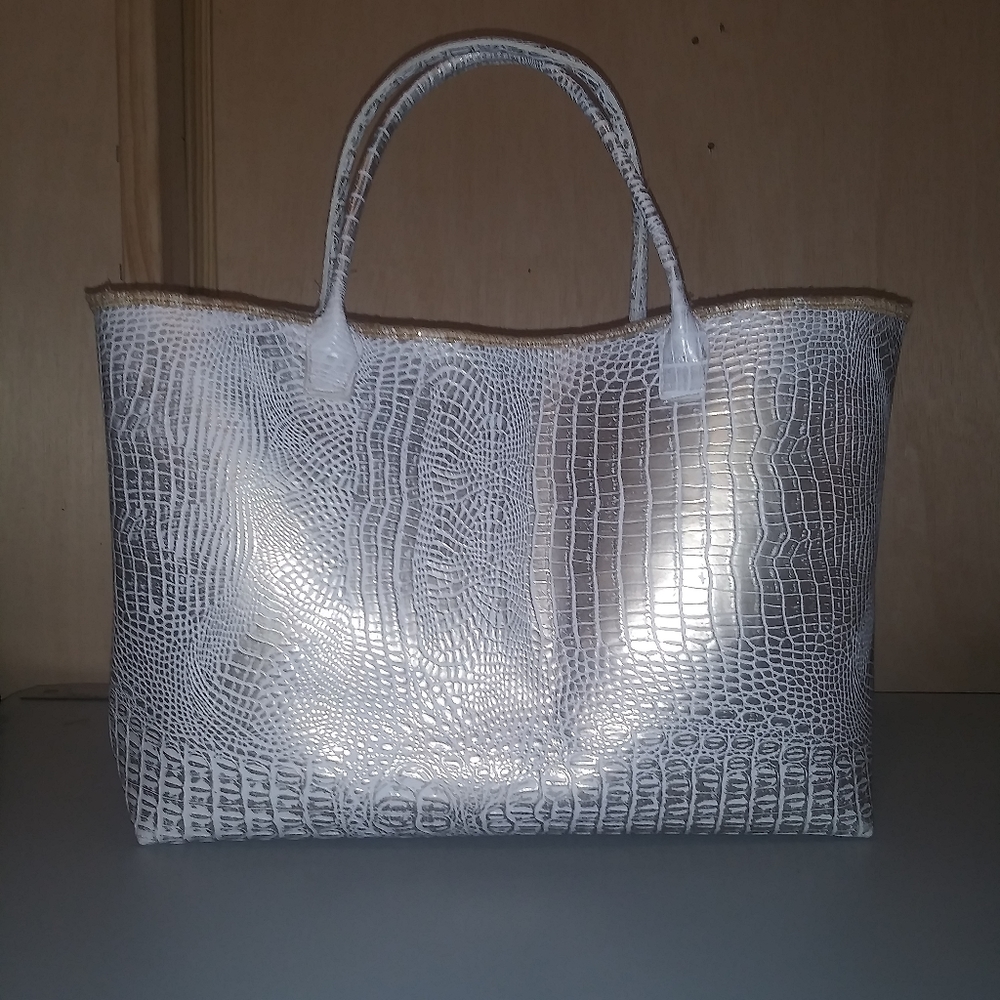 NEW PURSE/HANDBAGS. HANDMADE TO ORDER